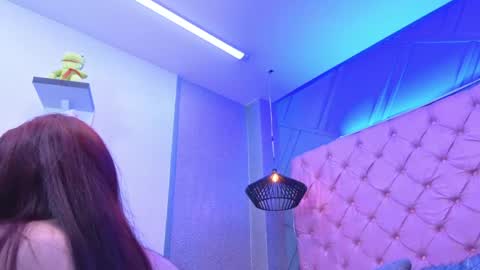 Snapshot of mia_hornny chatting on 05/12/26, 01:08 Mia online show from 05/12/26, 01:08