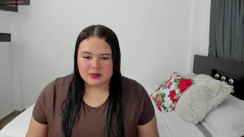 Mia  hot online show from 04/29/26, 09:32