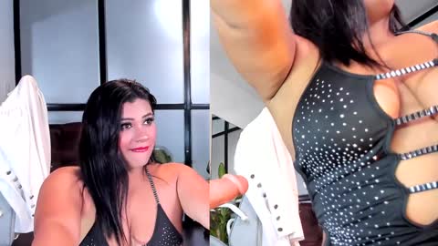 Snapshot of mia_hotwife chatting on 01/16/25, 01:58 Mia.... Nice to meet you  thumb up me please its important online show from 01/16/25, 01:58