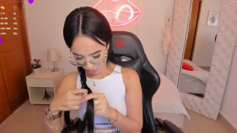    online show from 03/05/25, 03:40