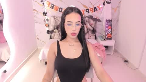    online show from 10/31/25, 01:01