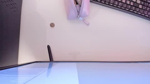    online show from 11/03/25, 12:06