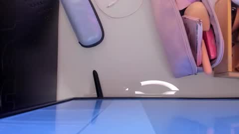    online show from 11/21/25, 12:15