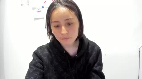 mia kaneee online show from 03/05/25, 09:37