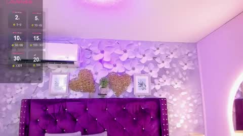 Mia online show from 09/20/25, 08:10