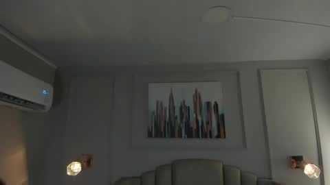Mia online show from 04/30/26, 04:30