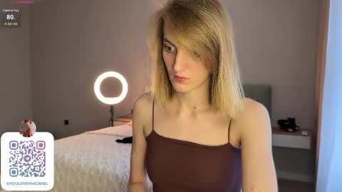 Mia online show from 05/01/26, 08:30