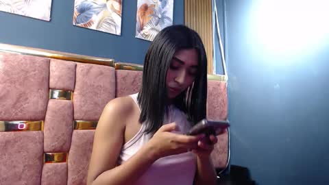 Snapshot of mia_konor06 chatting on 05/27/26, 10:56 Mia. online show from 05/27/26, 10:56