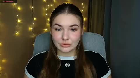 mia_lemm online show from 10/29/25, 08:27