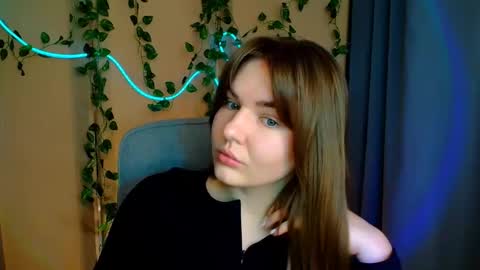 Snapshot of mia_lemm chatting on 03/24/26, 07:46 mia_lemm online show from 03/24/26, 07:46