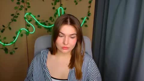 Snapshot of mia_lemm chatting on 04/08/26, 06:13 mia_lemm online show from 04/08/26, 06:13
