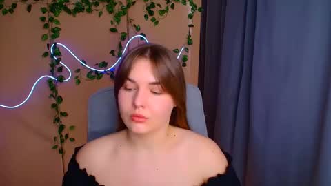 Snapshot of mia_lemm chatting on 04/15/26, 06:53 mia_lemm online show from 04/15/26, 06:53