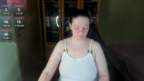Snapshot of mia_lores chatting on 04/19/26, 09:08 mia_lores online show from 04/19/26, 09:08