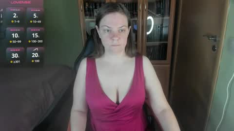 Snapshot of mia_lores chatting on 05/23/26, 09:24 mia_lores online show from 05/23/26, 09:24