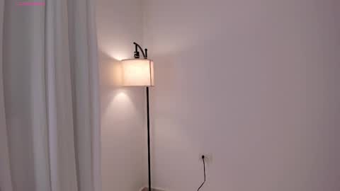 Snapshot of mia_love__ chatting on 03/13/26, 12:17 MIA LOVE online show from 03/13/26, 12:17