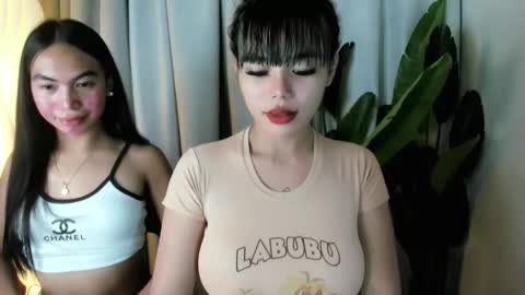 Snapshot of mia_lover9 chatting on 04/07/26, 11:32 M I A online show from 04/07/26, 11:32