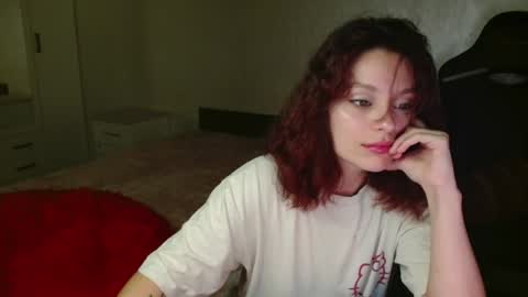 Snapshot of mia_luiza chatting on 07/01/26, 10:31 mia_luiza online show from 07/01/26, 10:31