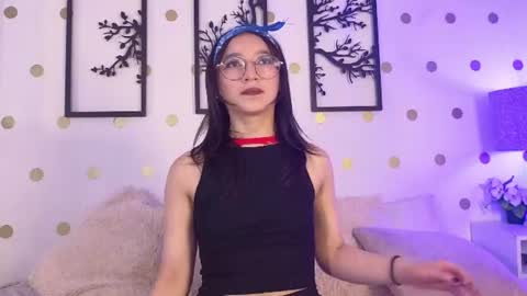 Snapshot of mia_luna0 chatting on 07/20/26, 11:18 Mia online show from 07/20/26, 11:18