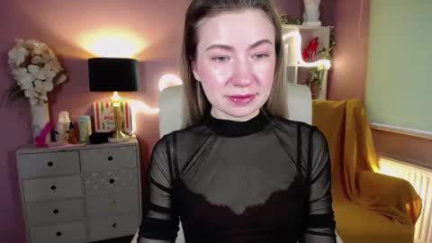 Mia online show from 02/08/25, 07:37