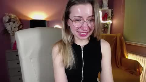 Mia online show from 02/09/25, 08:45