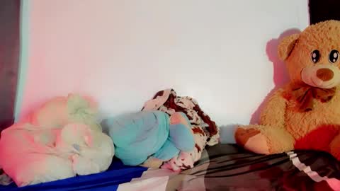 Snapshot of mia_malkova0 chatting on 03/13/26, 01:34 Mia3 online show from 03/13/26, 01:34