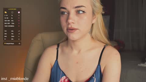 mia_milagros online show from 12/03/24, 01:08