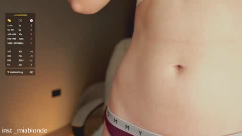 mia_milagros online show from 12/11/24, 12:33