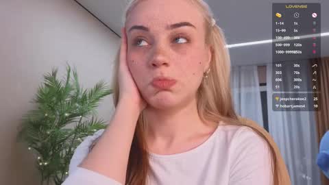 mia_milagros online show from 02/12/25, 02:45