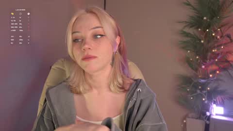 Snapshot of mia_milagros chatting on 02/26/26, 11:04 mia_milagros online show from 02/26/26, 11:04