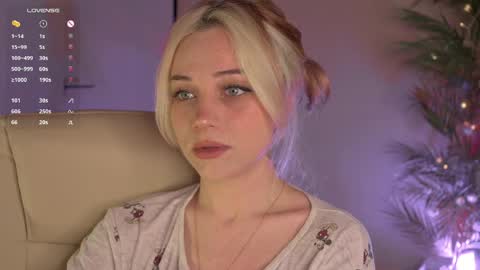 Snapshot of mia_milagros chatting on 04/07/26, 12:44 mia_milagros online show from 04/07/26, 12:44