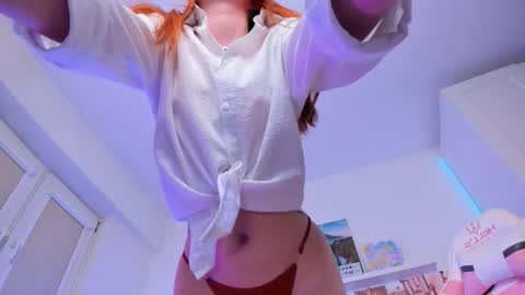 Snapshot of mia_mintz chatting on 03/22/26, 02:26 Mia online show from 03/22/26, 02:26