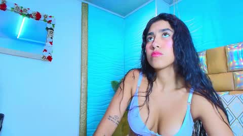 Snapshot of mia_montess chatting on 12/20/25, 12:56 mia montess online show from 12/20/25, 12:56