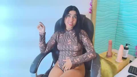 Snapshot of mia_montess chatting on 02/13/26, 01:29 mia montess online show from 02/13/26, 01:29