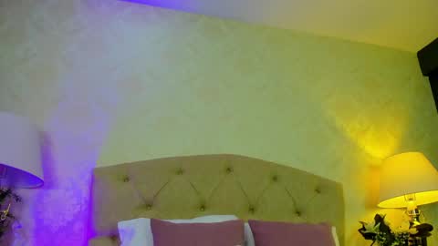 Snapshot of mia_montess chatting on 04/08/26, 01:22 mia montess online show from 04/08/26, 01:22