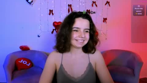 mia_mooon_ online show from 05/25/26, 09:04