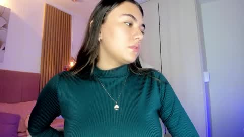 Snapshot of mia_nevaeh chatting on 04/09/26, 07:30 Mia Nevaeh - follow me online show from 04/09/26, 07:30