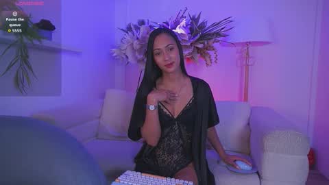 Mia online show from 03/22/26, 11:13