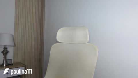 Snapshot of mia_paulina chatting on 12/22/25, 03:36 Instagram Nelyiramirez online show from 12/22/25, 03:36