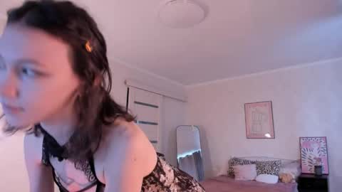 Mia Pimmy online show from 05/03/26, 04:07