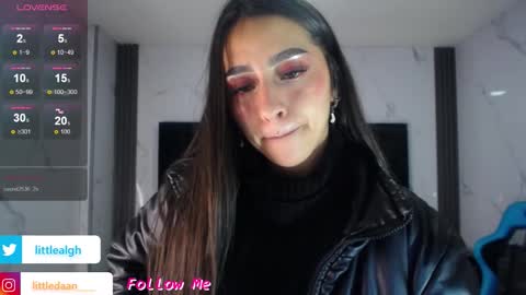 Snapshot of mia_ponce_a chatting on 11/14/25, 01:59 MIA online show from 11/14/25, 01:59