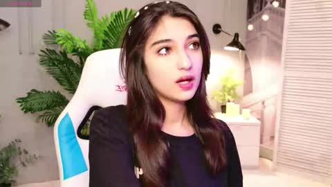 Snapshot of mia_purr chatting on 02/07/26, 03:49 Mia online show from 02/07/26, 03:49