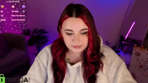 Mia online show from 05/13/26, 01:14