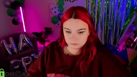 Mia online show from 06/25/26, 05:12