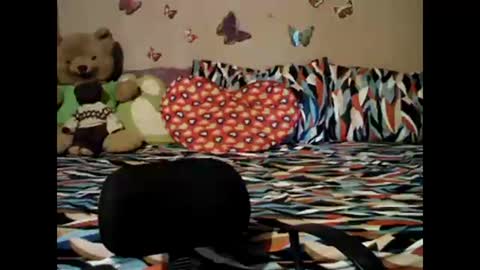 mia_rein online show from 12/19/25, 07:04