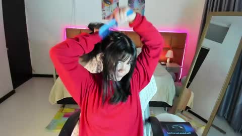 Snapshot of mia_rousseau chatting on 05/03/26, 04:07 MIA online show from 05/03/26, 04:07