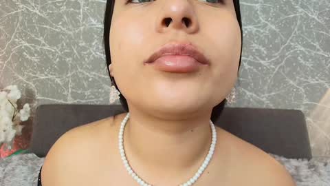 Snapshot of mia_roux13 chatting on 01/25/25, 07:07 Mia Roux online show from 01/25/25, 07:07