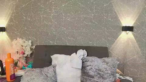 Snapshot of mia_roux13 chatting on 01/30/25, 11:02 Mia Roux online show from 01/30/25, 11:02