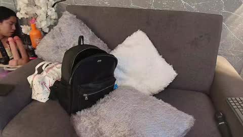 Snapshot of mia_roux13 chatting on 02/02/25, 07:04 Mia Roux online show from 02/02/25, 07:04