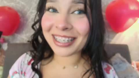 Snapshot of mia_roux13 chatting on 02/17/25, 01:15 Mia Roux online show from 02/17/25, 01:15