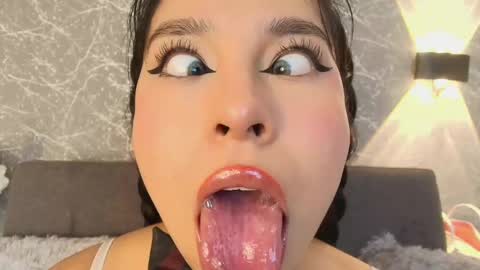 Snapshot of mia_roux13 chatting on 02/22/25, 10:52 Mia Roux online show from 02/22/25, 10:52